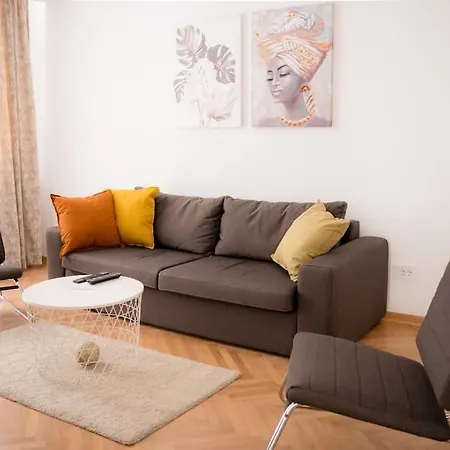 Downtown, Spacious, 2 Bedroom Apartment Belgrade Exterior photo